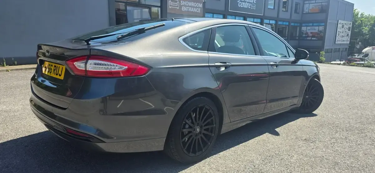 Used Ford Mondeo Titanium 2016 Grey Hatchback