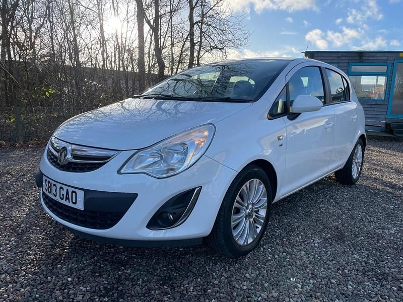 Used Vauxhall Corsa S 2013 White Hatchback