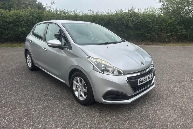 Silver Used 2015 Peugeot 208 Active Hatchback | £3,795 (Fair price) - Image 1/1