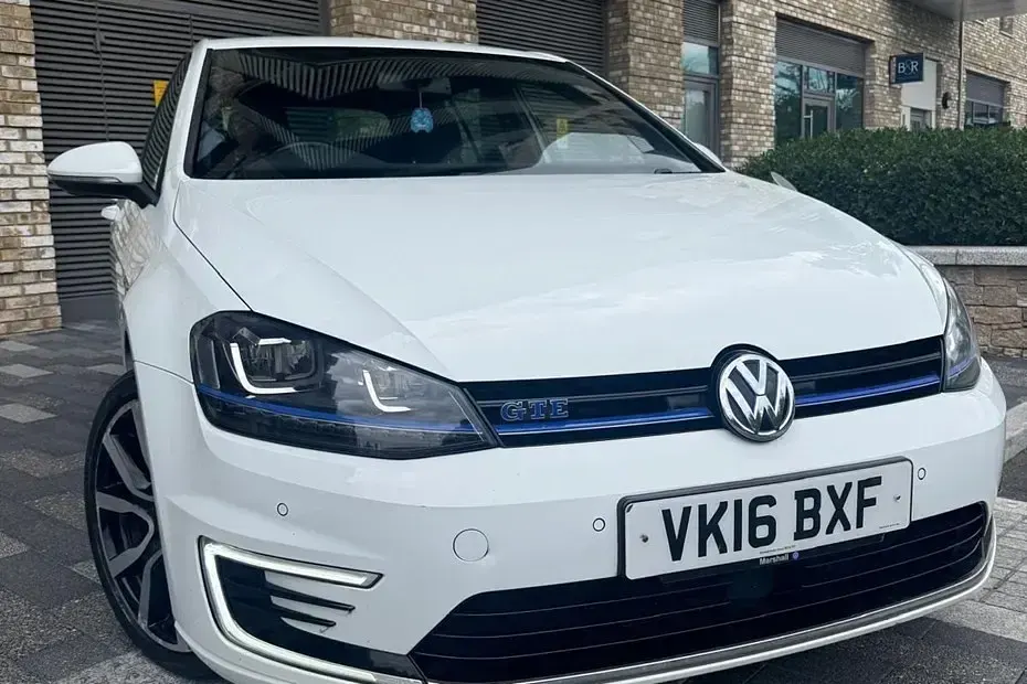 Usado VW Golf VII GTE 204 HP (150 kW) 2016 Branco Citadino