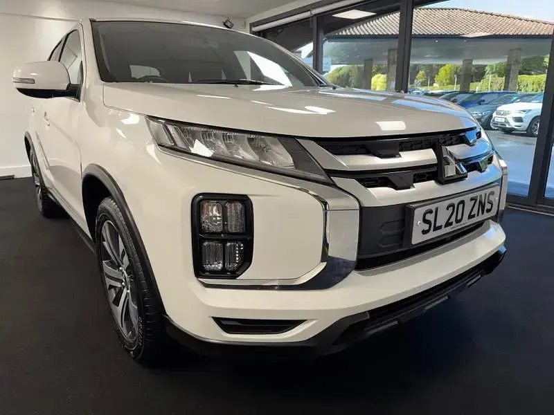 Usado Mitsubishi ASX 150 HP (110 kW) 2020 Branco SUV