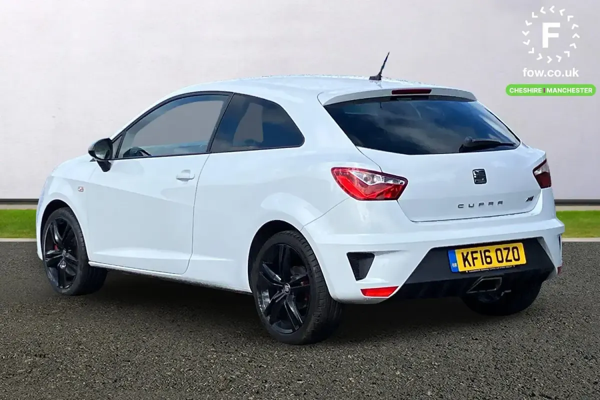 Used Seat Ibiza CUPRA 192 HP (141 kW) 2016 White Coupe