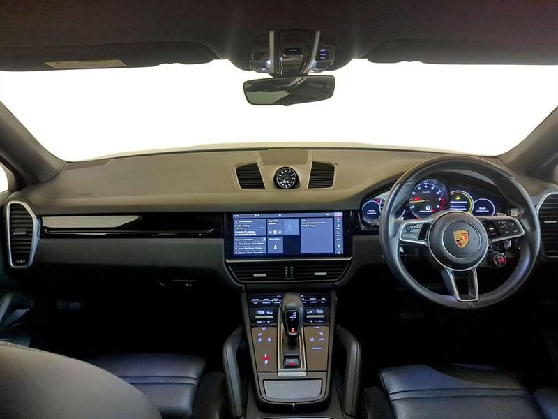 Used Porsche Cayenne 2019 Silver SUV