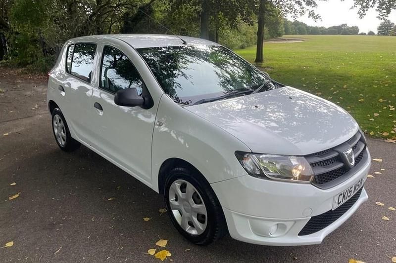 White Used 2015 Dacia Sandero Ambiance Hatchback | £4,495 (Fair price) - Image 1/1