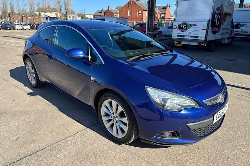 Used Vauxhall Astra GTC SRi 165 HP (121 kW) 2015 Coupe