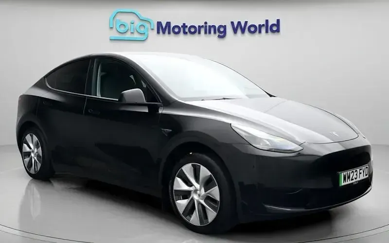 Used Tesla Model Y Standard Range 219 kW (299 HP) 2023 SUV