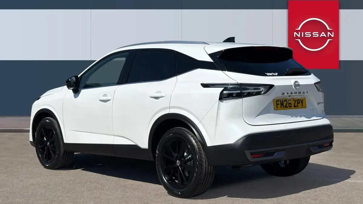 Used Nissan Qashqai Tekna 205 HP (150 kW) 2026 White  pearl SUV