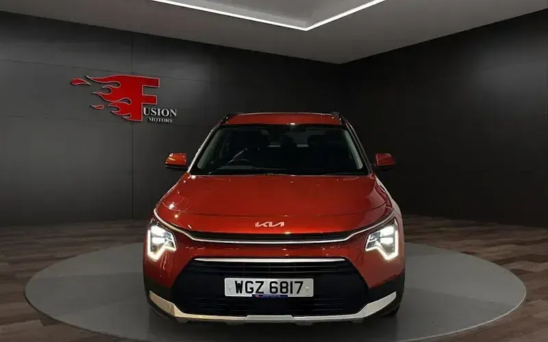 Used Kia Niro 141 HP (103 kW) 2023 Orange SUV