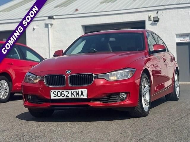 Begagnad BMW 320 Performance 184 HK (135 kW) 2013 Röd Sedan