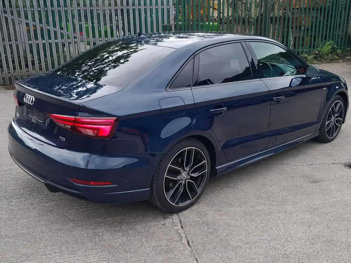 Used Audi A3 Black Edition 150 HP (110 kW) 2018 Blue Sedan
