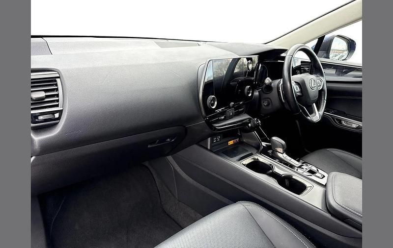 Used Lexus NX450h+ 301 HP (221 kW) 2023 Blue SUV