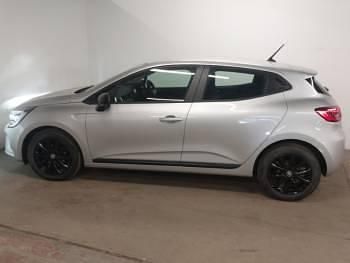 Begagnad Renault Clio V Evolution 90 HK (66 kW) 2023 Silver Halvkombi