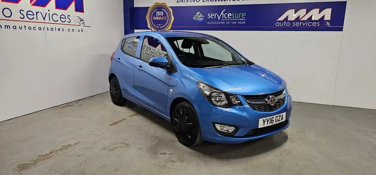 Used Vauxhall Viva 75 HP (55 kW) 2016 Blue Hatchback