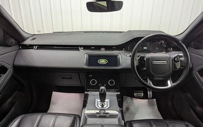 Used Land Rover Range Rover evoque R-Dynamic 182 HP (133 kW) 2019 White SUV