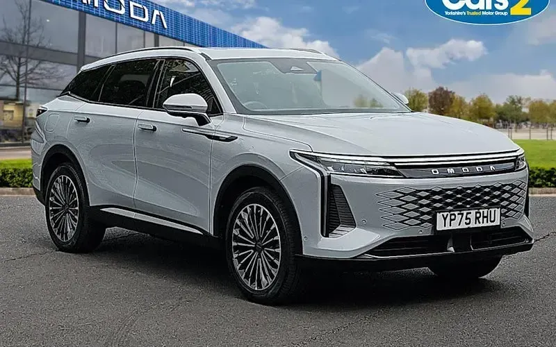 Used Omoda 9 449 HP (330 kW) 2025 SUV