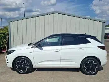 Used Vauxhall Grandland X Ultimate 2023 White SUV