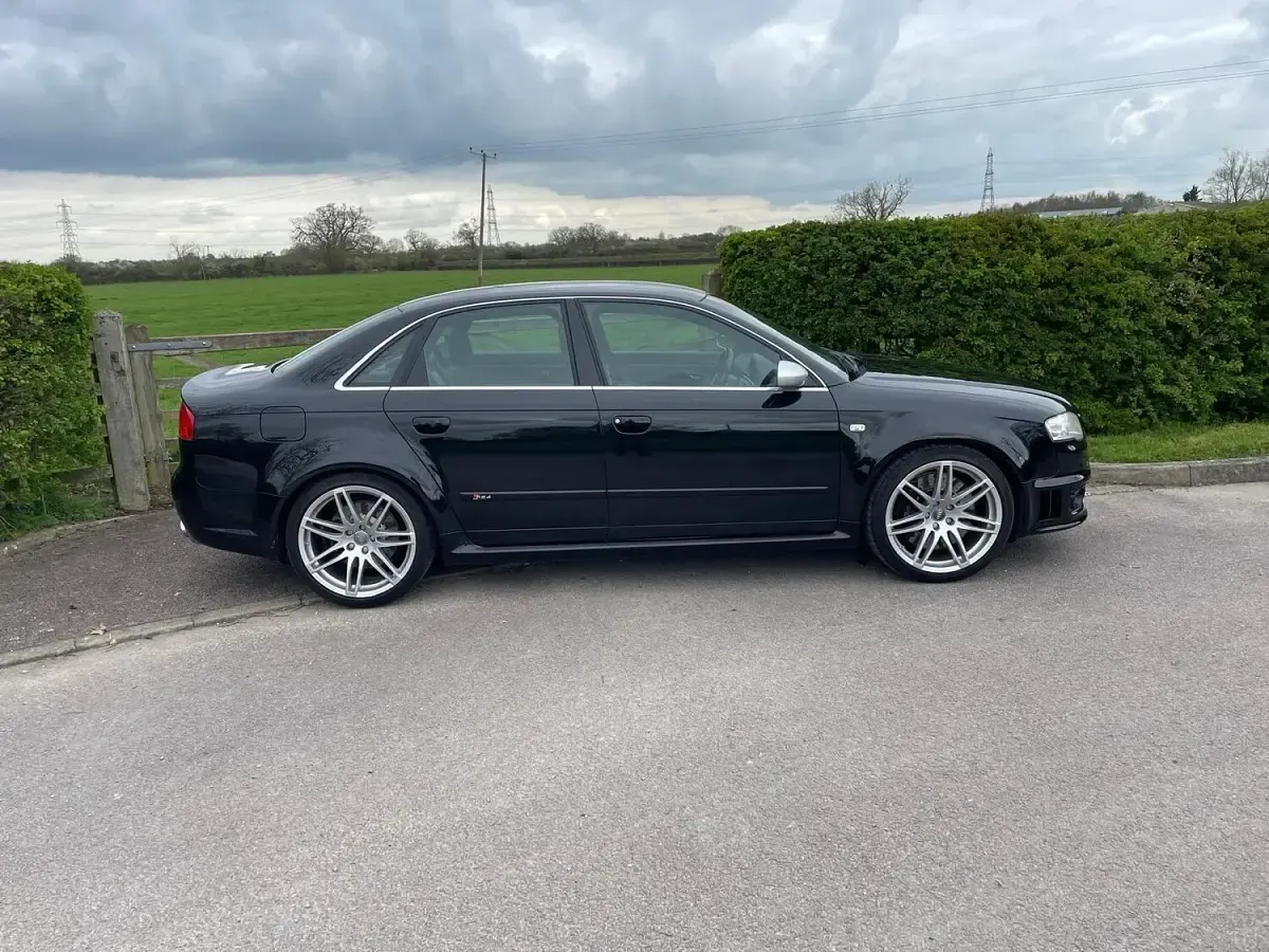 Used Audi RS4 420 HP (308 kW) 2007 Black Sedan