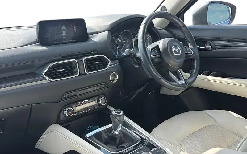 Used Mazda CX-5 Inclusive 150 HP (110 kW) 2018 Blue SUV
