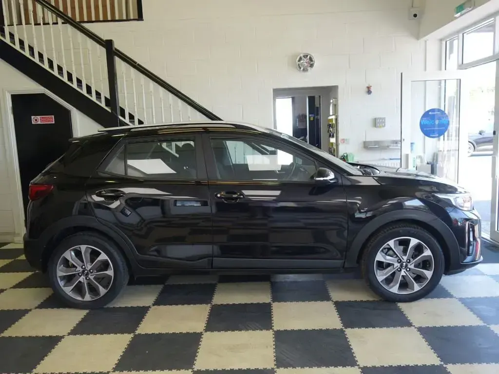 Used Kia Stonic 118 HP (86 kW) 2017 Black SUV