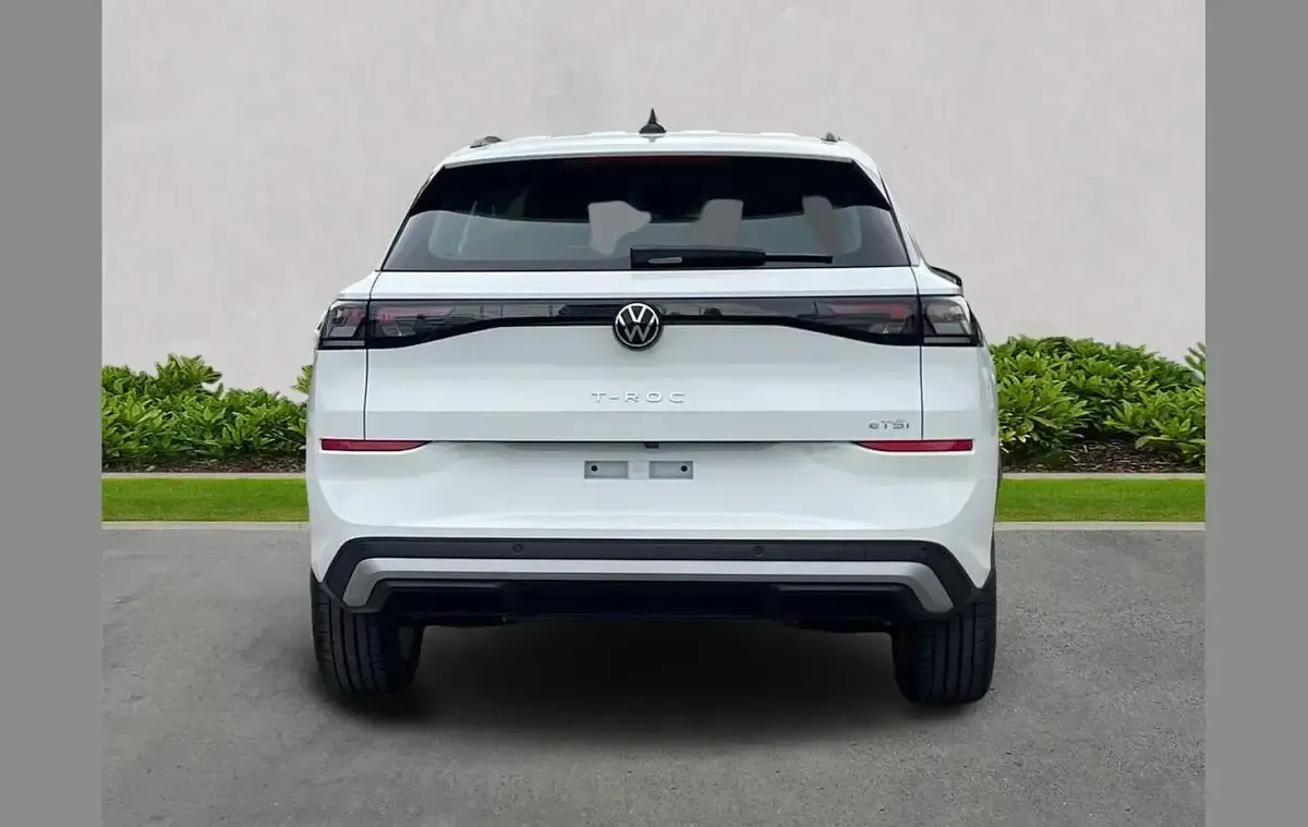 New VW T-Roc Life 113 HP (83 kW) 2025 Other SUV