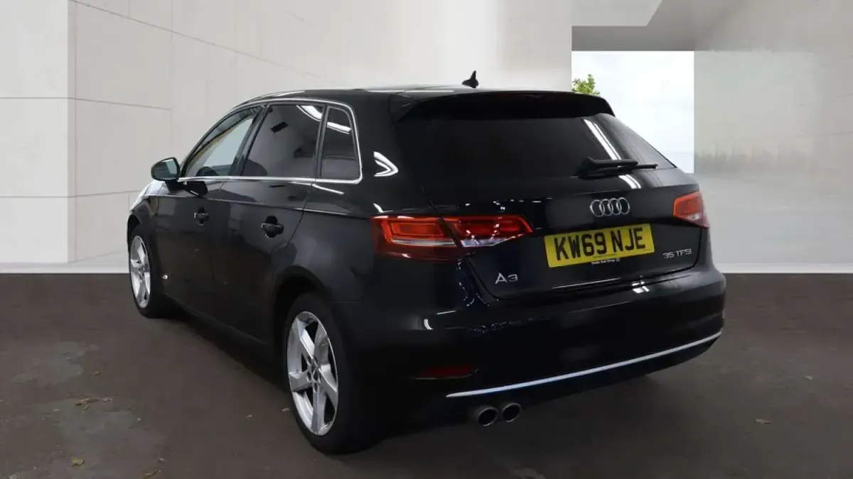 Used Audi A3 Sportback Sport 150 HP (110 kW) 2019 Black Hatchback