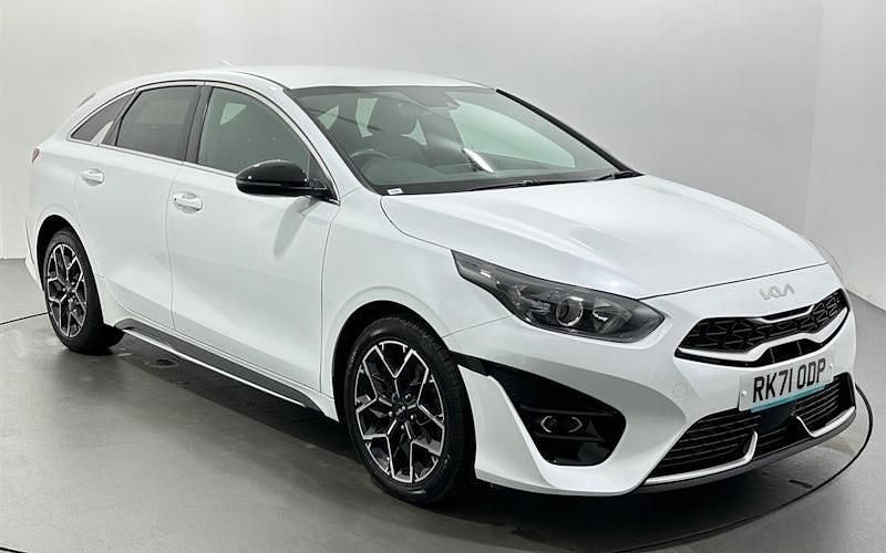 Used 2021 Kia ProCeed GT-Line Estate | £14,507 (Good price) - Image 1/3