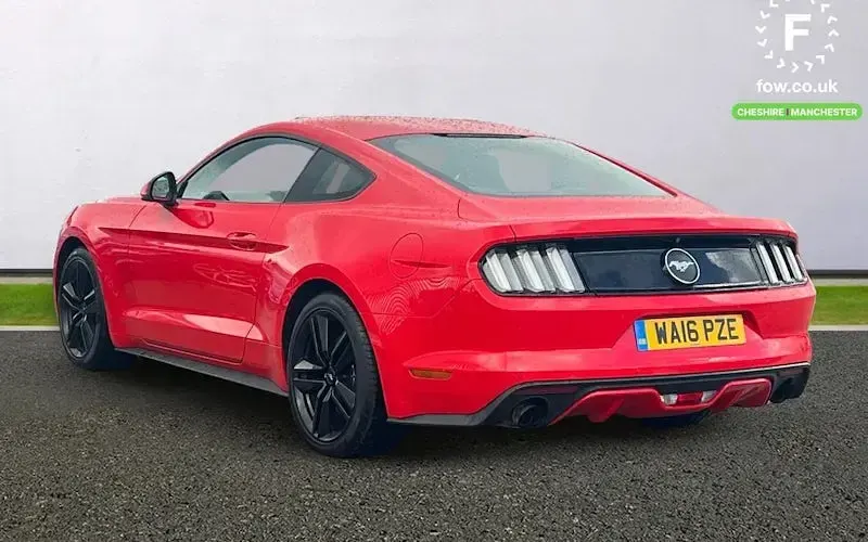 Used Ford Mustang Fastback 317 HP (233 kW) 2016 Red Coupe