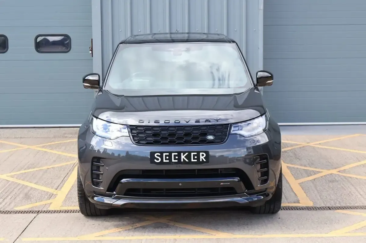 Used Land Rover Discovery HSE Dynamic 2023 Grey SUV
