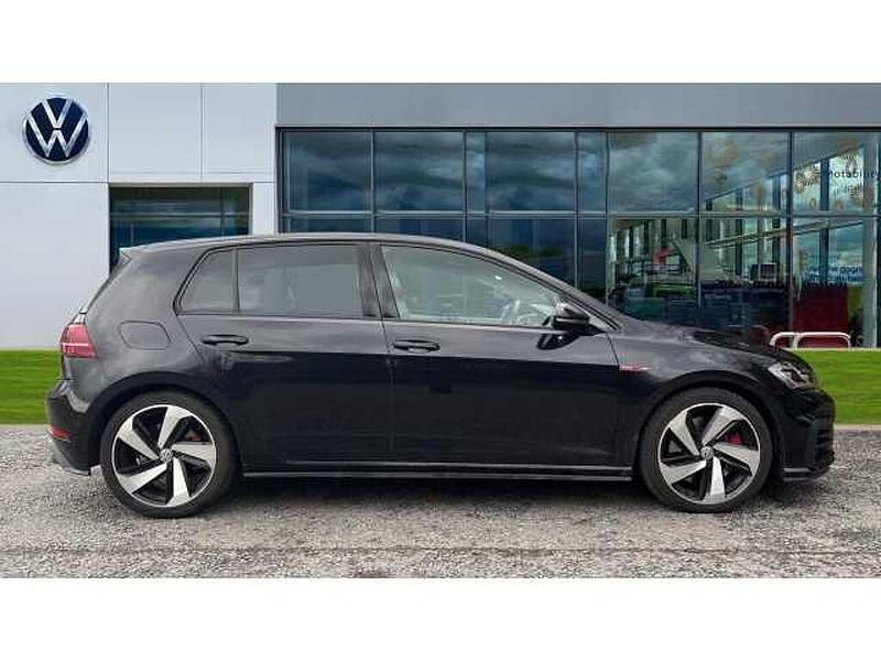 Used VW Golf VII GTI 245 HP (180 kW) 2019 Deep black pearlescent