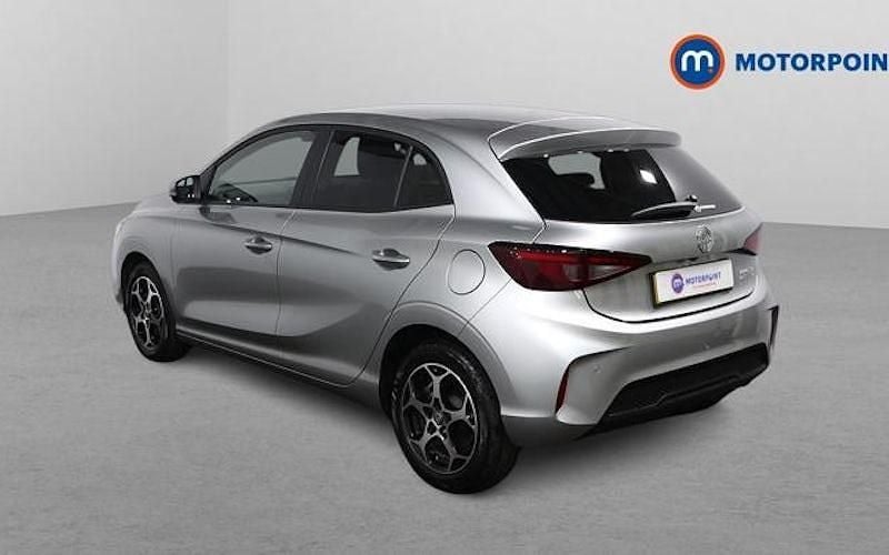 Usado MG MG3 Trophy 194 HP (142 kW) 2025 Prateado Citadino