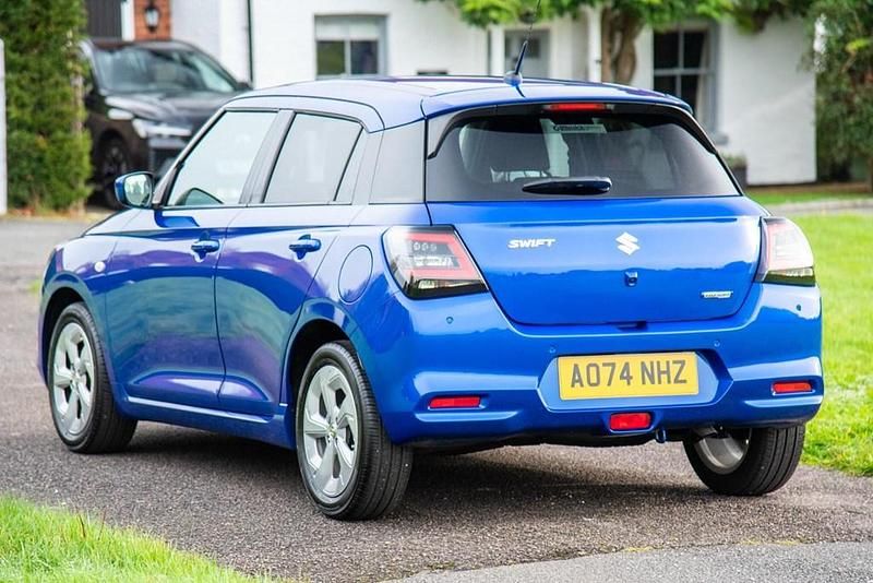 Used Suzuki Swift 82 HP (60 kW) 2024 Blue Hatchback