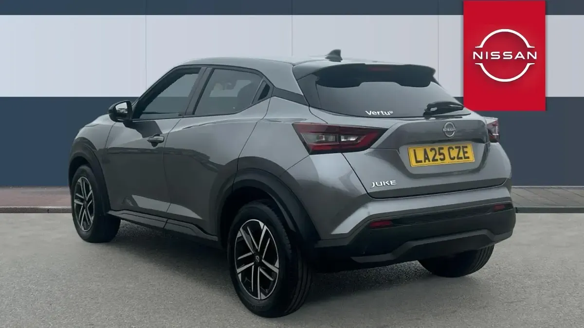 Used Nissan Juke N-Connecta 114 HP (83 kW) 2025 Grey SUV
