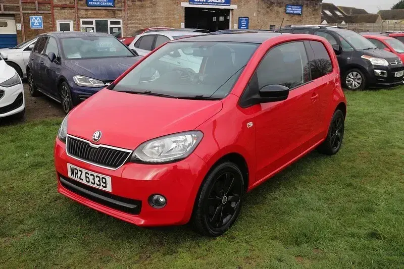 Used Skoda Citigo Colour Edition 60 HP (44 kW) 2017 Red Hatchback