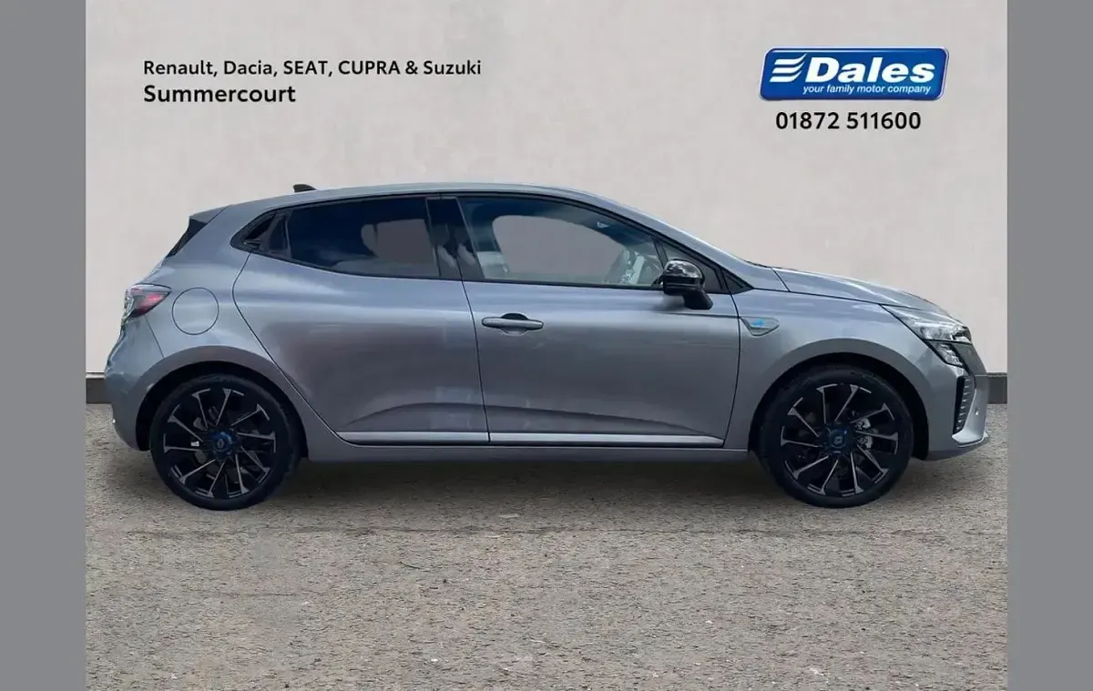 Used Renault Clio V Esprit Alpine 140 HP (102 kW) 2025 Grey Hatchback