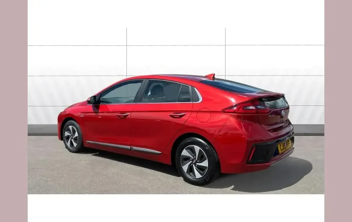 Used Hyundai Ioniq Premium 141 HP (103 kW) 2019 Orange Hatchback