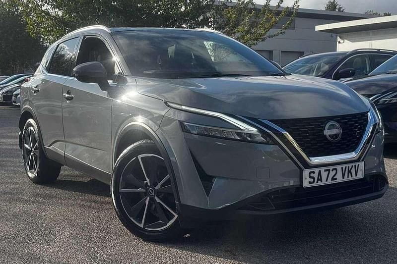 Grey Used 2022 Nissan Qashqai Tekna SUV | £21,390 (Expensive) - Image 1/4