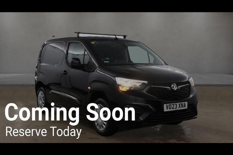Used Vauxhall Combo S 100 HP (73 kW) 2023 Black MPV