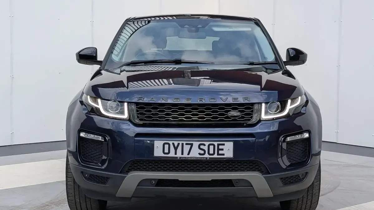 Used Land Rover Range Rover evoque SE 2017 Blue Estate
