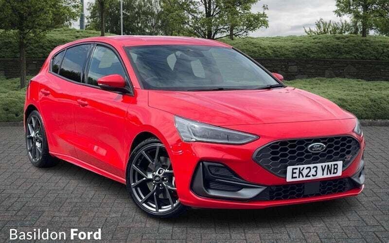 Used 2024 Ford Focus ST Hatchback | £22,999 (Good price) - Image 1/3