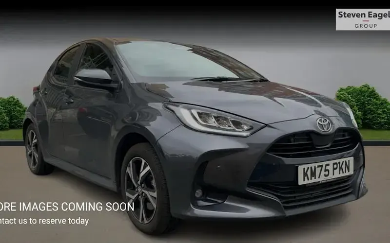 Second-hand Toyota Yaris Hybrid Design 116 CP (85 kW) 2026 Hatchback