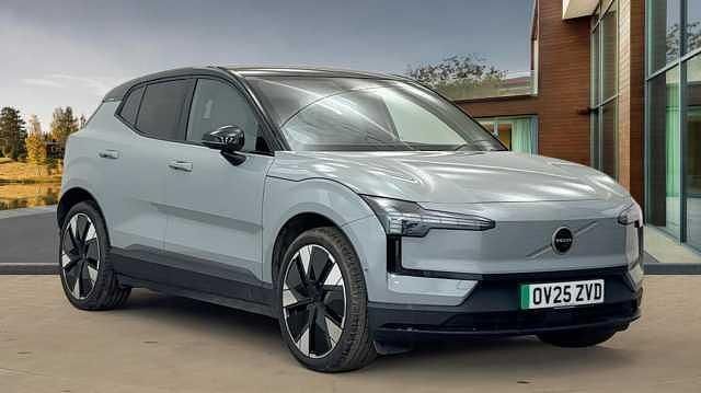 Used 2025 Volvo EX30 Performance SUV | £29,620 (Fair price) - Image 1/4