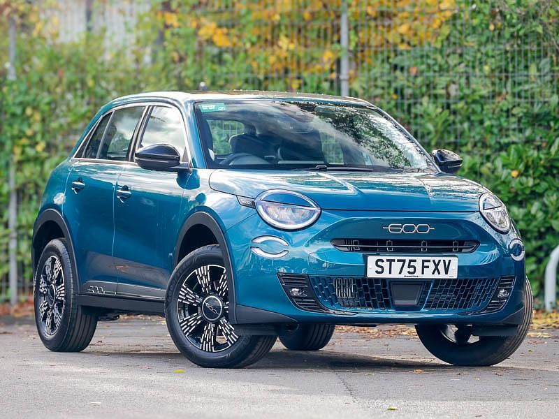 Green New 2025 Fiat 600 Hatchback | £18,498 (Super price) - Image 1/4
