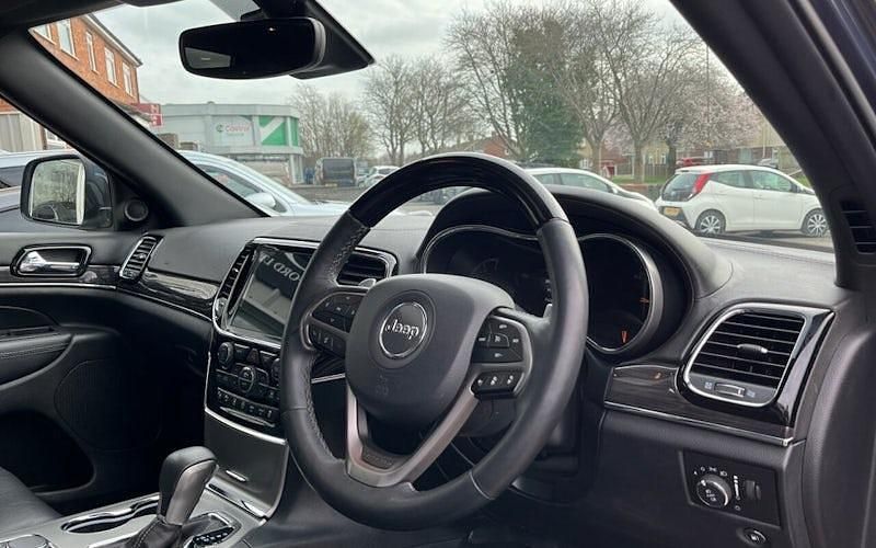 Used Jeep Grand Cherokee Overland 250 HP (183 kW) 2019 Blue SUV