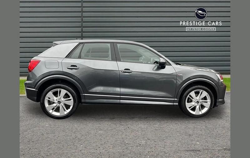 Used Audi Q2 S-Line 147 HP (108 kW) 2022 Grey SUV