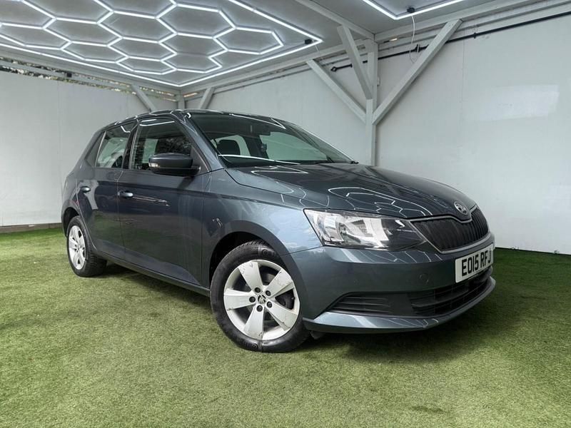 Used Skoda Fabia SE 60 HP (44 kW) 2015 Grey Hatchback