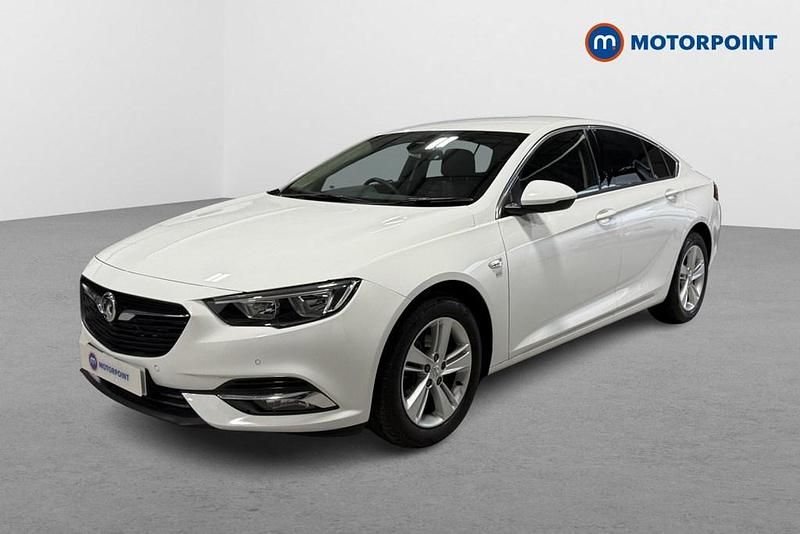 Used Vauxhall Insignia SRi 2018 White Hatchback