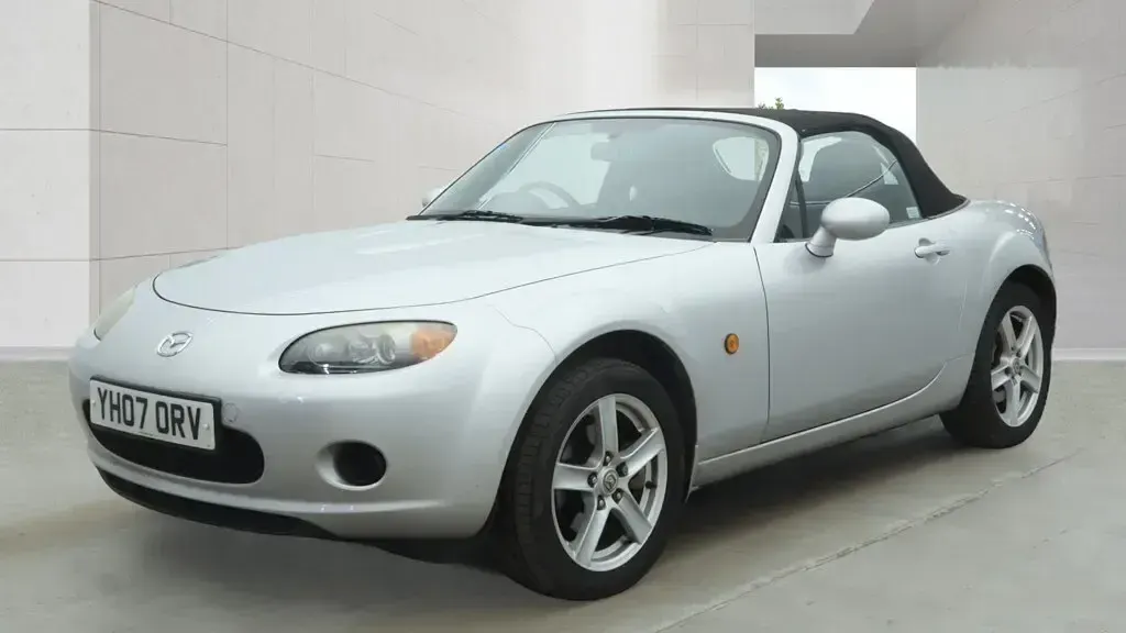 Used Mazda MX5 126 HP (92 kW) 2007 Silver Cabriolet
