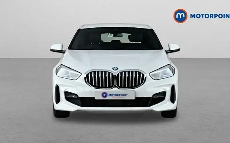 Used BMW 118 M Sport 140 HP (102 kW) 2020 White Hatchback