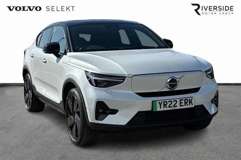 White Used 2022 Volvo C40 Pro SUV | £26,497 (Good price) - Image 1/4