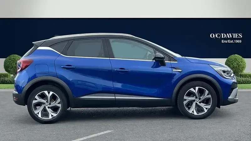 Used Renault Captur R.S. 140 HP (102 kW) 2022 Blue/black SUV